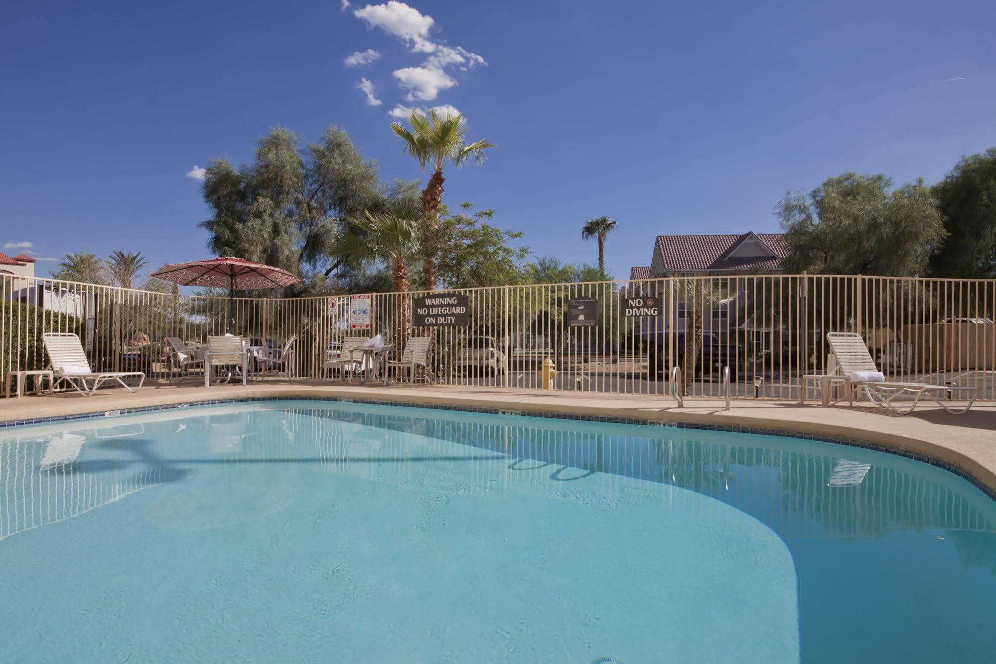 Comfort Sports Complex Hotel 2*